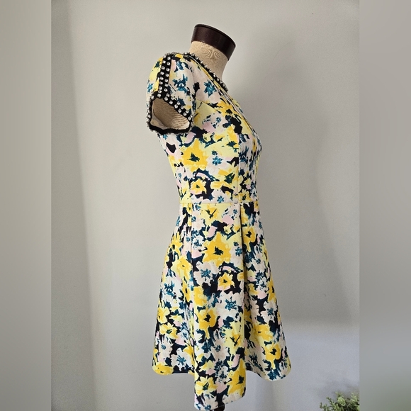 JUICY COUTURE Floral Yellow/ Blue/black Dress with Studded Gem Collar. Size S - Picture 4 of 16